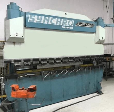 Gasparini PSG200 CNC press brake for sale. Gasparini press brake retrofit features new EnuSERIES graphical control and updated electronics and servo system.